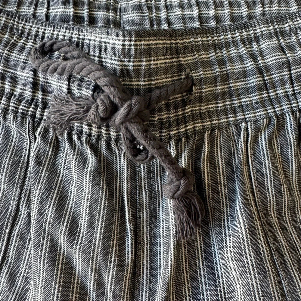 New Striped Moondoggies Gray Stripe Shorts Size Medium